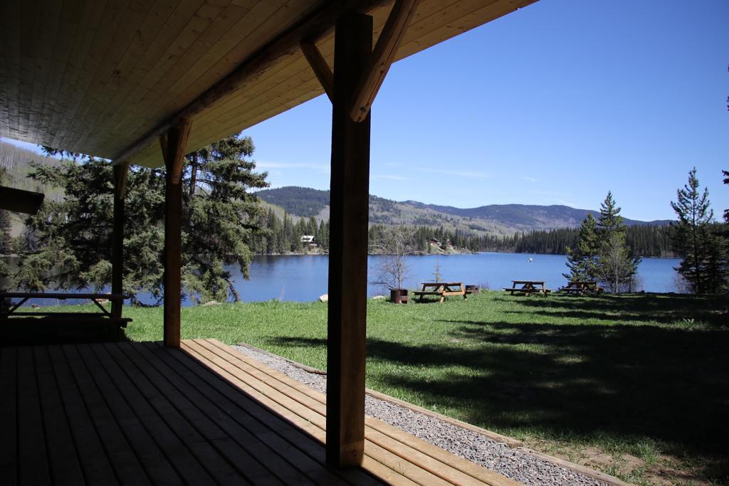 Lac Des Roches * Bridge Lake