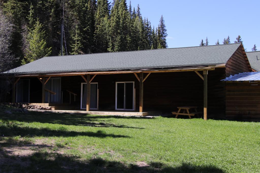Lac Des Roches Lodge