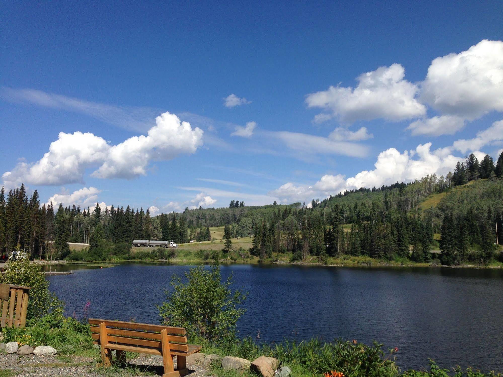 Lac Des Roches Lodge *